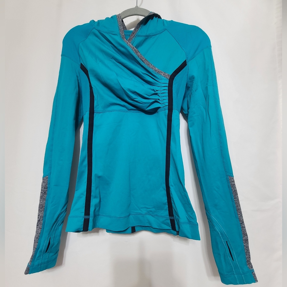 Rare Lululemon Cross Train Pullover 